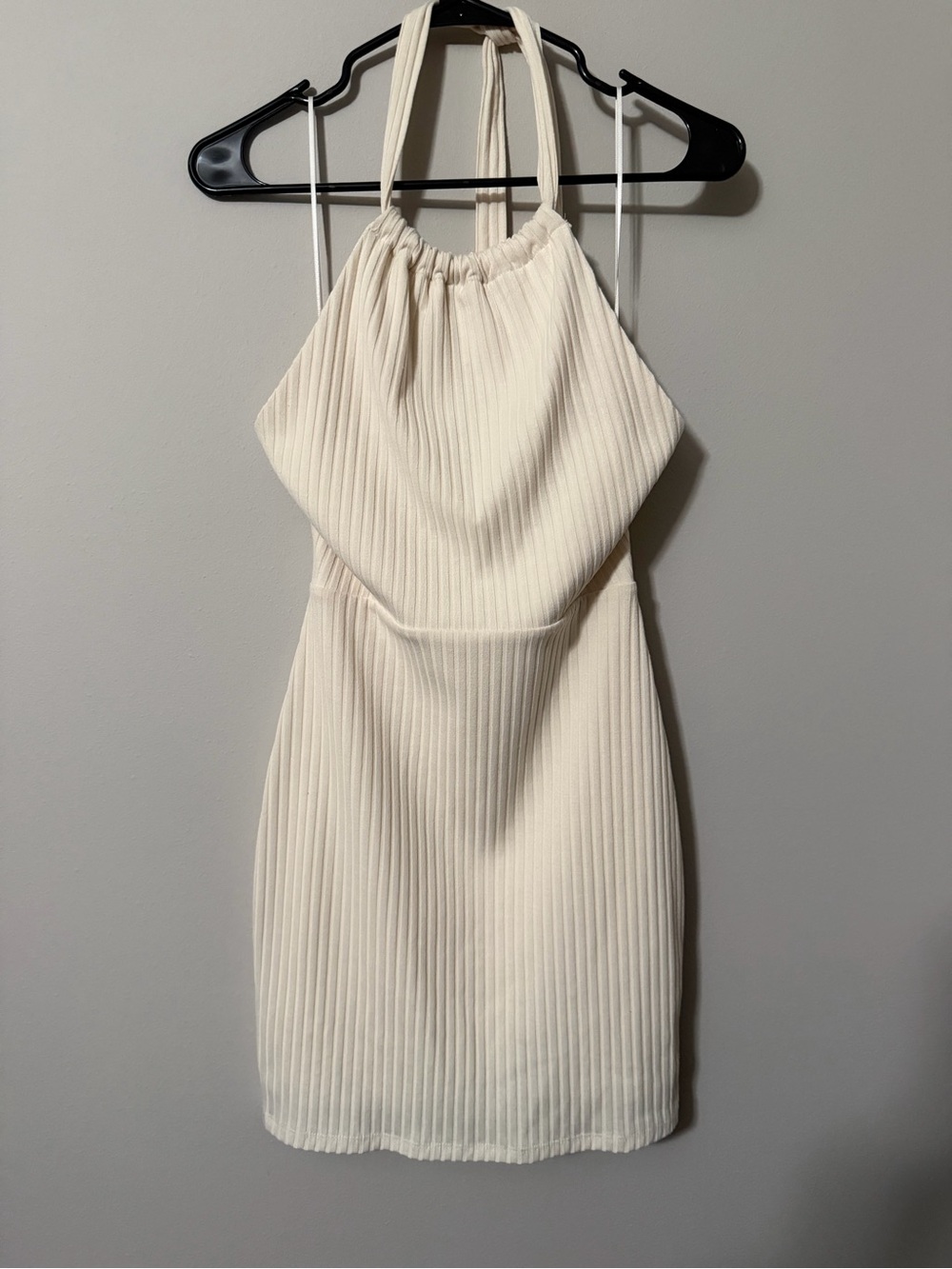 ASTR The Label Off White Cream Ribbed Halter Mini Dress Open Back Bodycon Size S